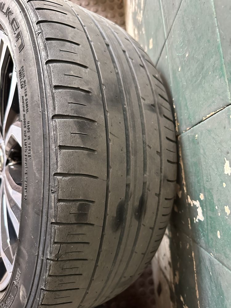 Jantes e pneus Originais Toyota Corolla  5x114.3 R17