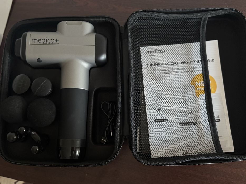 Перкусійний ручний масажер для тіла і м'язів MEDICA+ MassHand Pro 6.0