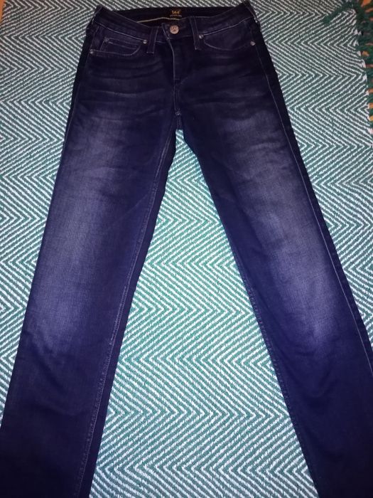 Dżinsy rurki firmy Lee 26/33