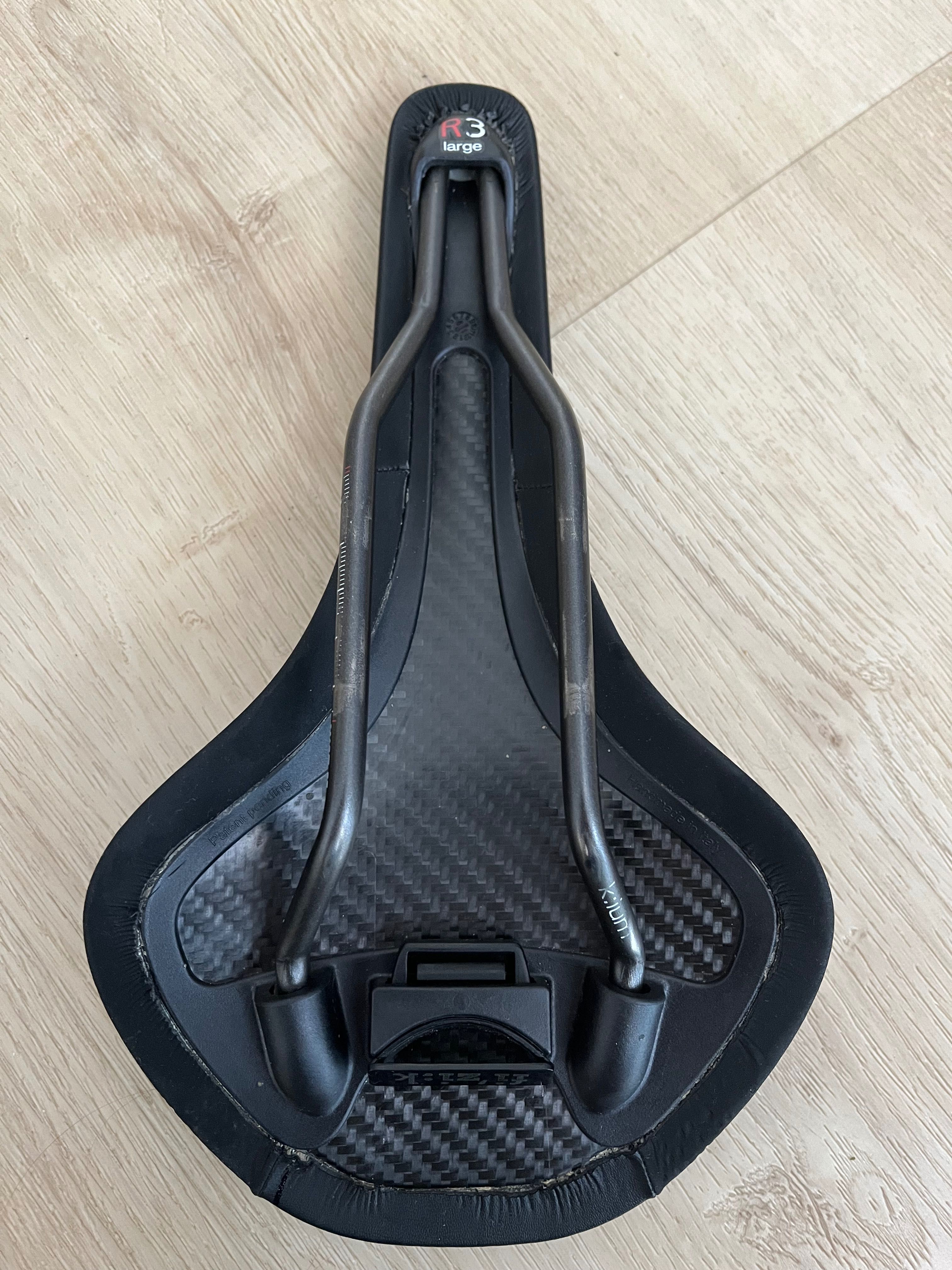 Siodełko fizik Antares r3 large