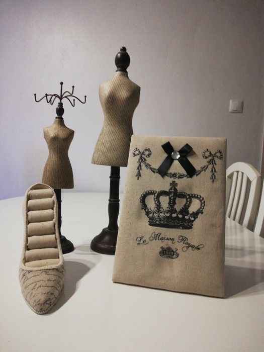 Expositor de bijuterias