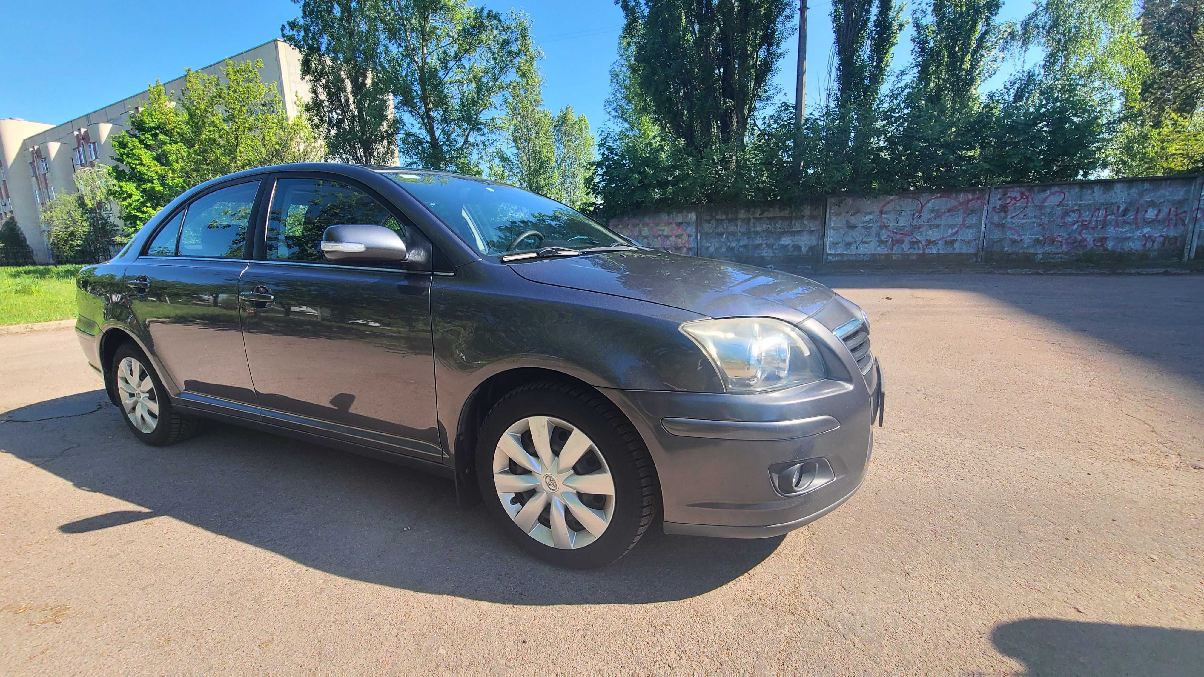 Toyota Avensis 2008