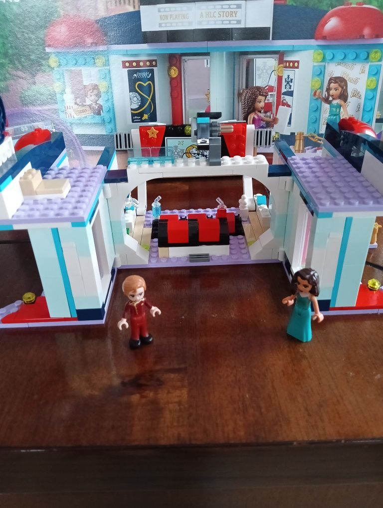 Lego friends Kino w Heartlake City