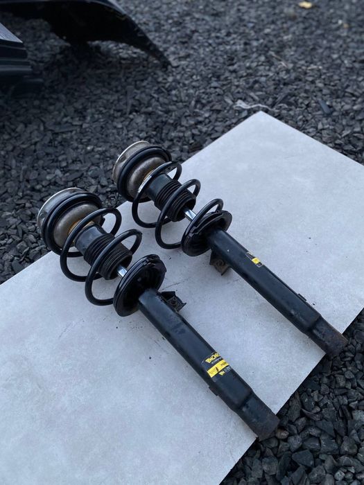 Стійки передній Стойки БМВ Е46 MONRO стійки стойки бмв е46