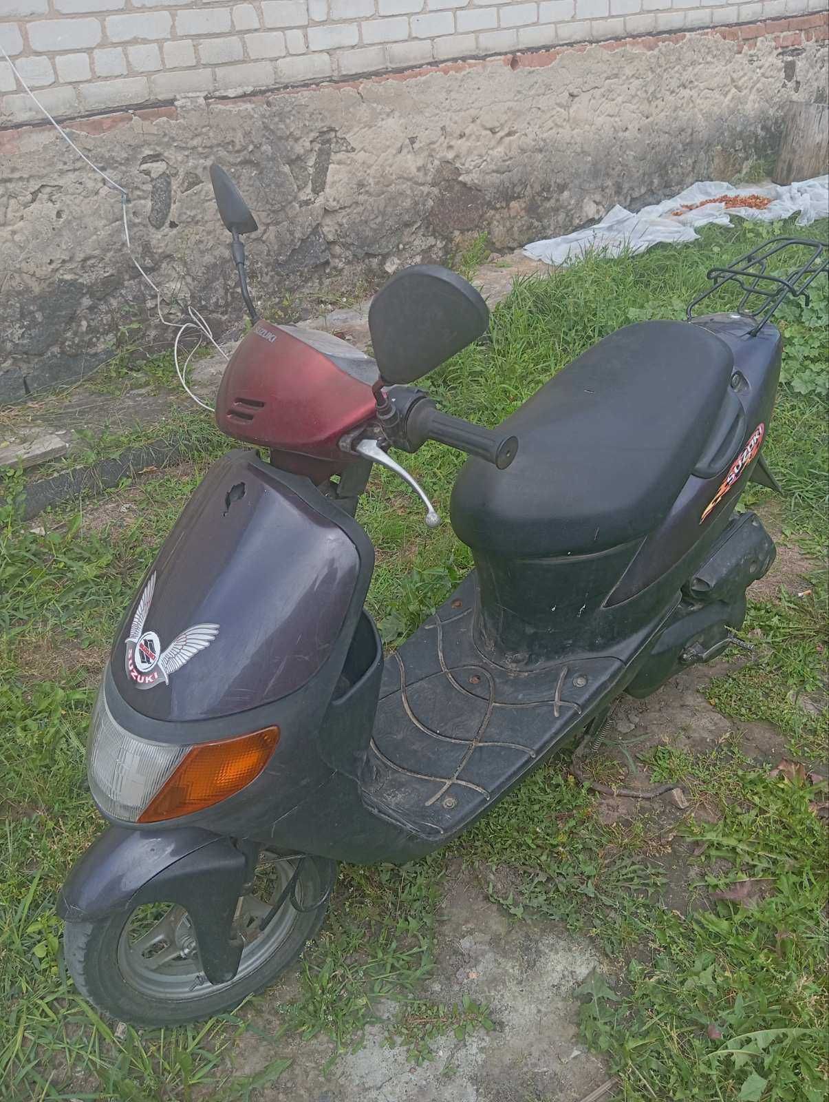 Suzuki lets 1 в дуже доброму стані