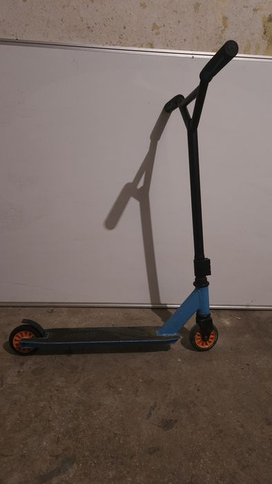 Hulajnoga wyczynowa Street Surfing Trickster– niebieska, dobry stan