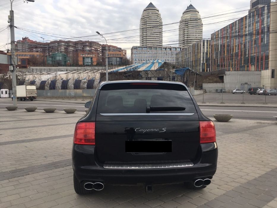 Продам Porsche Cayenne S Titanium Edition