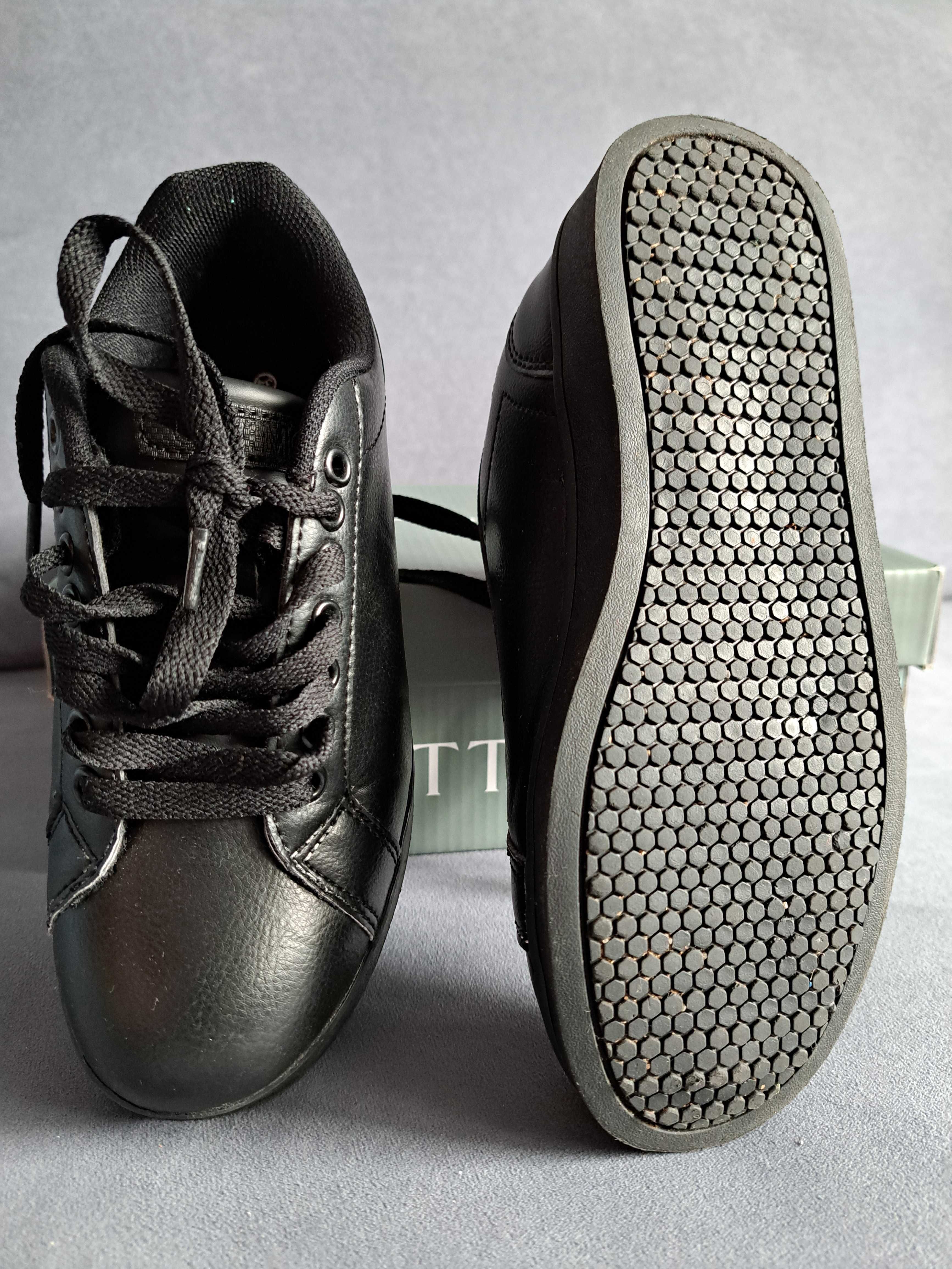 Czarne komunijne wiązane eleganckie buty Ottimo Ccc, rozmiar 34, ideał