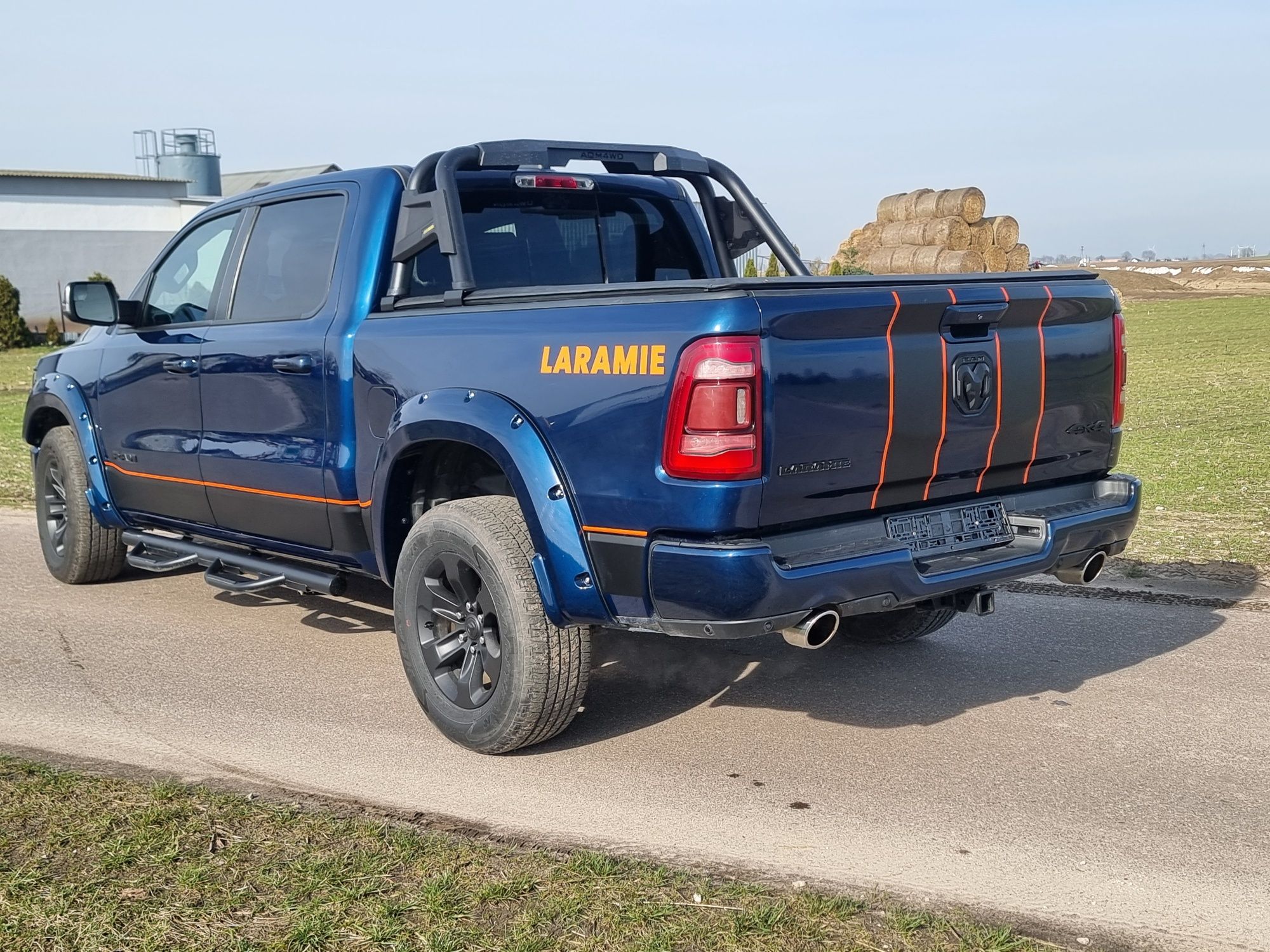 Dodge Ram 1500 5.7hemi- 19r