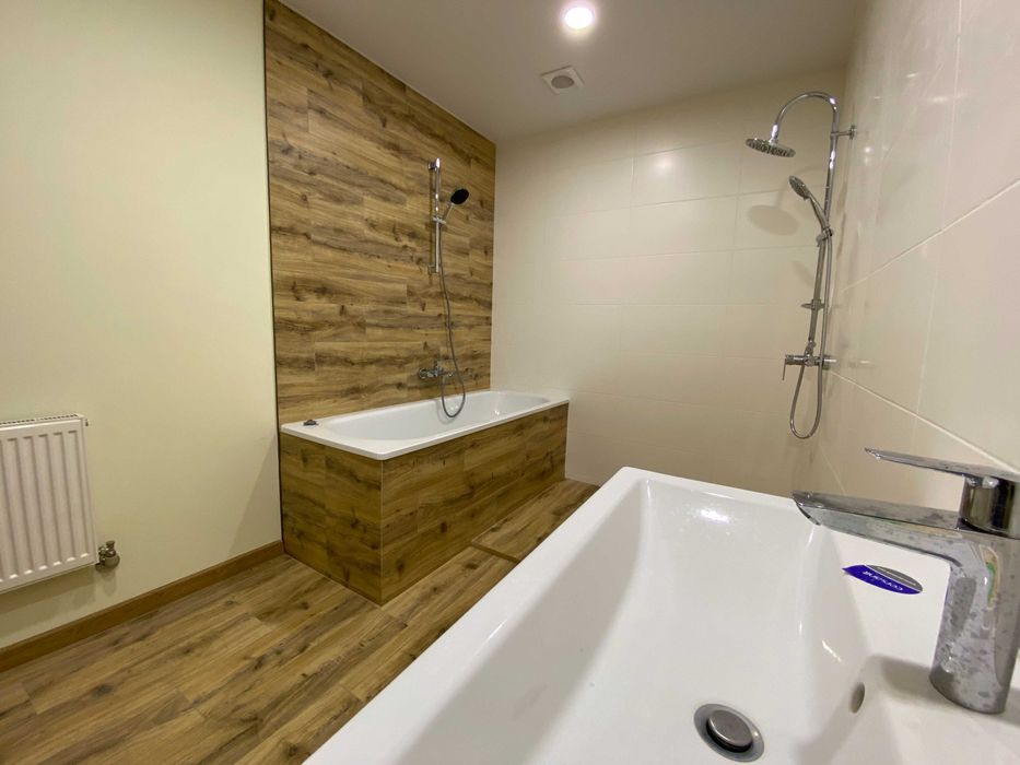 Такого будинку в Черкасах не знайти. Передмістя, 15 хв. с. Будище.