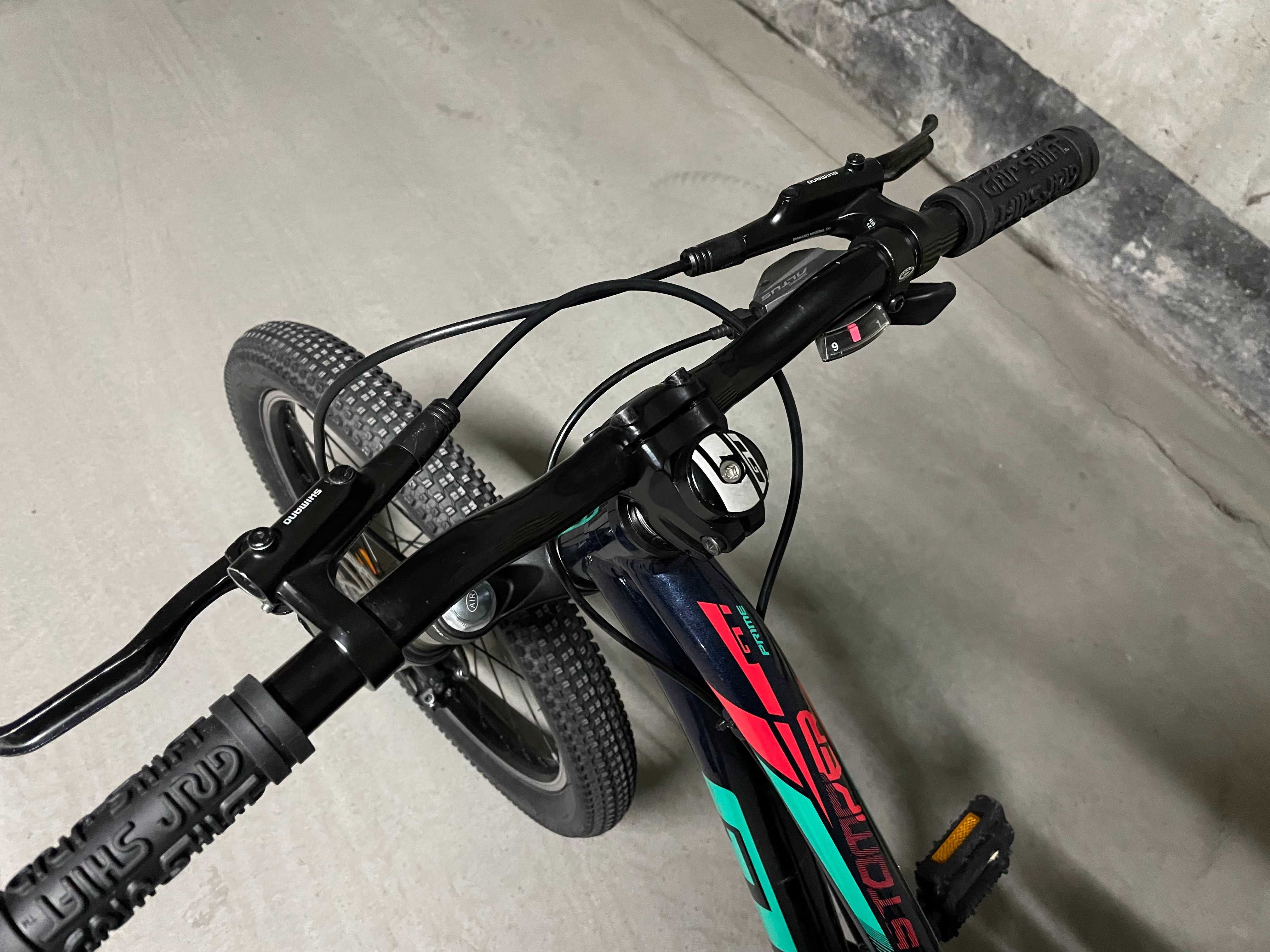 GT Stomper 20" Spinner 300 AIR,  80 mm, 1x9, amortyzator powietrzny