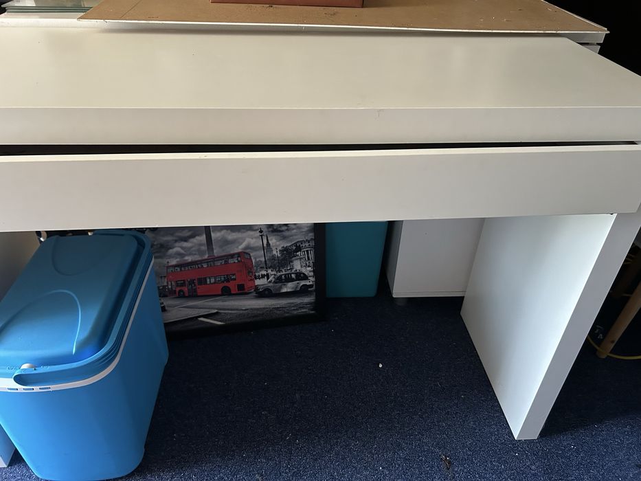 Toaletka biala z Ikea