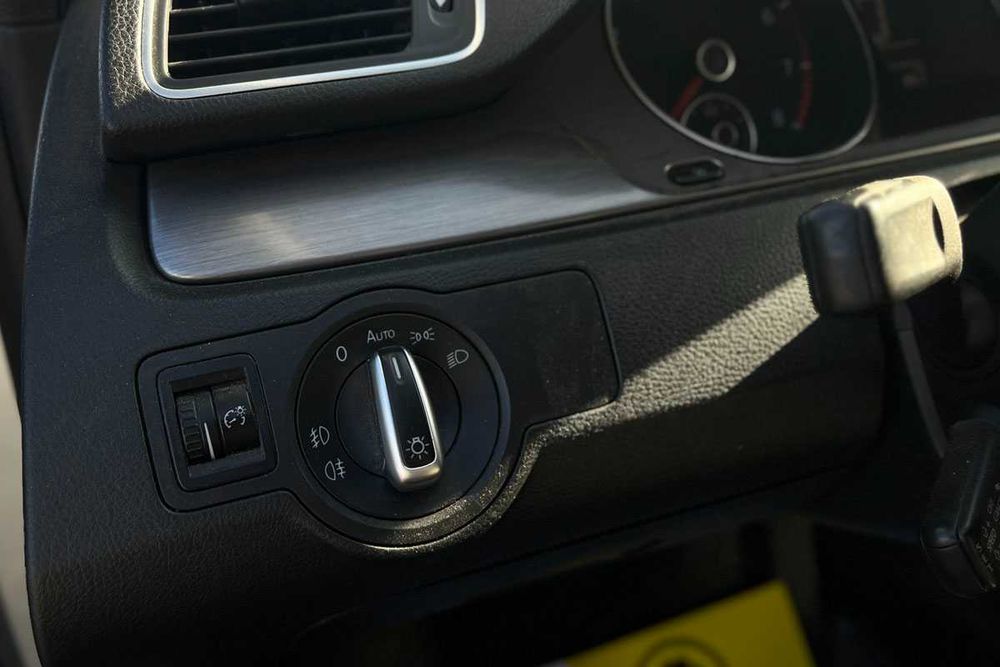 Volkswagen Passat 2011