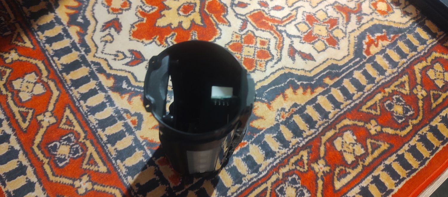 Gniazdo ładowania+korpus jbl Flip 5 TTL