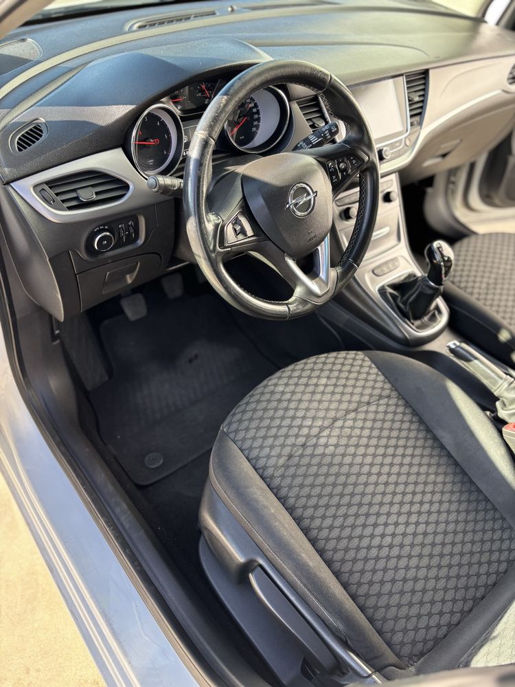 OPEL ASTRA bem estimado