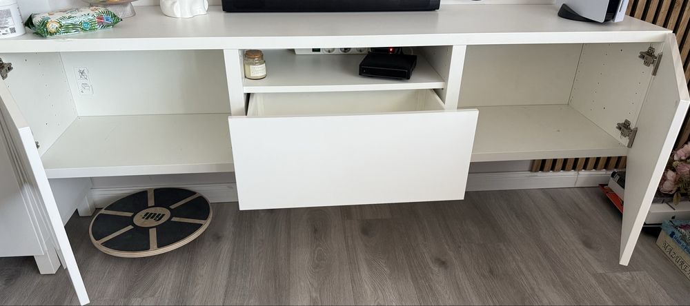 Szafka rtv wiszaca besta 180 cm