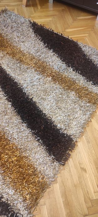 Dywan 2.3 m x 1.6 m