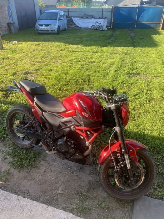 Продам мото Lifan sr 200