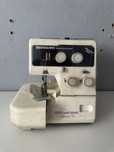 Maszyna do szycia overlock Janome EZY Lock 304d