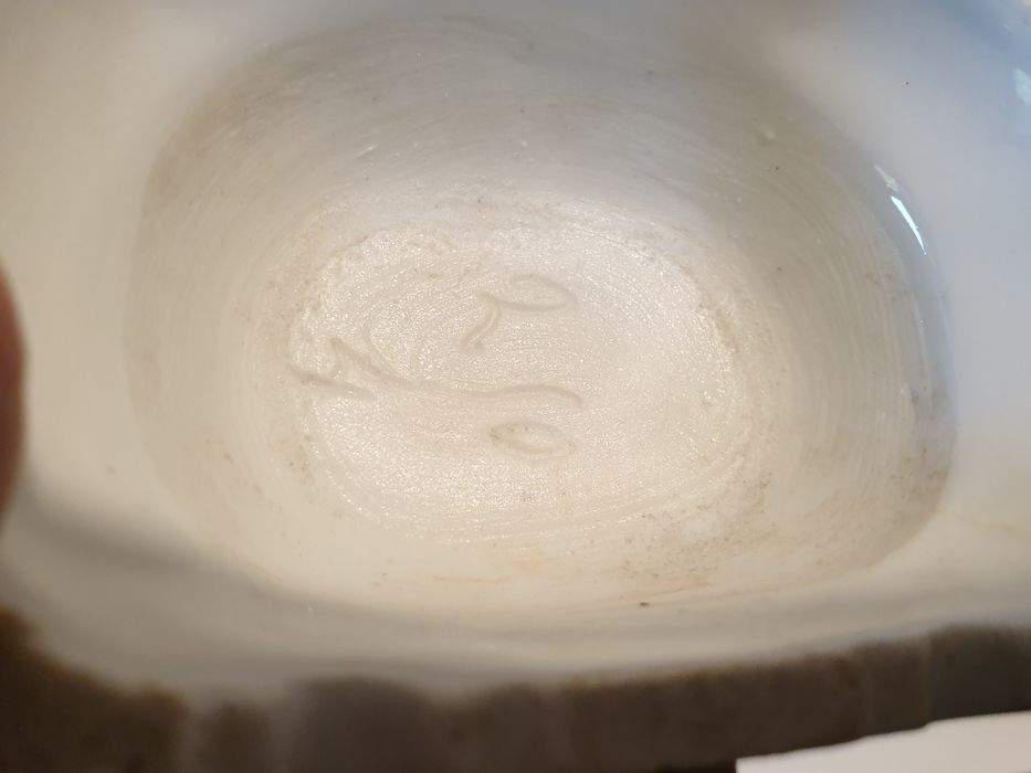 Antiga jarra de altar em porcelana francesa