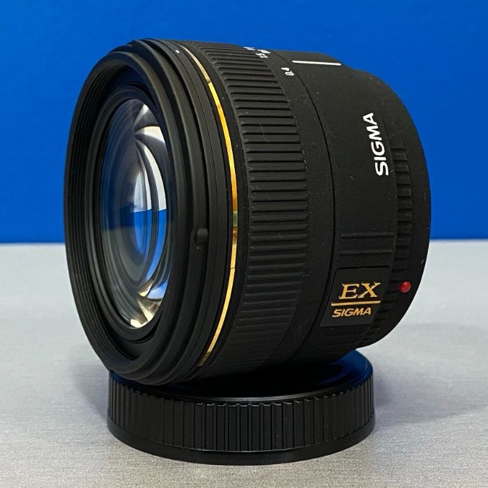 Sigma 30mm f/1.4 EX DC (Sony A-Mount) - NOVA