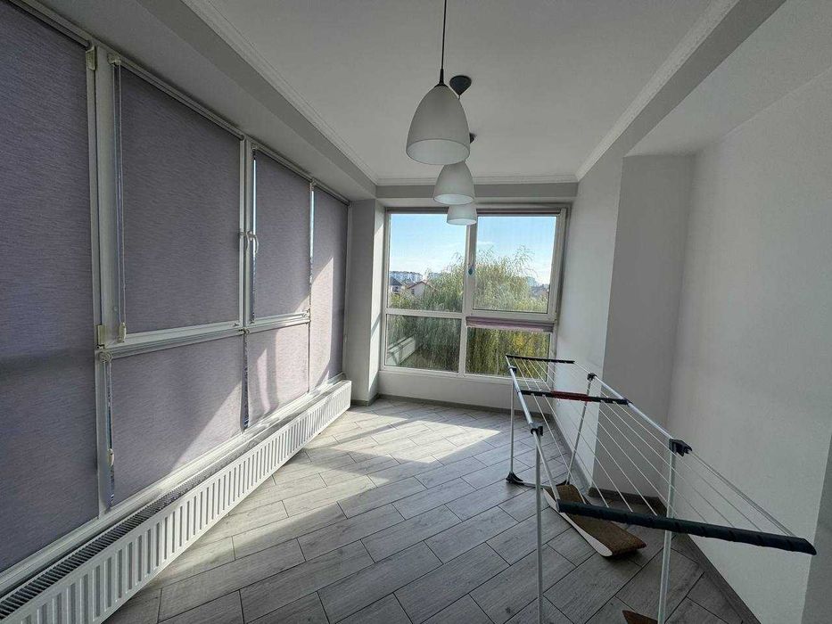 Продаж трьох кімнатної квартири