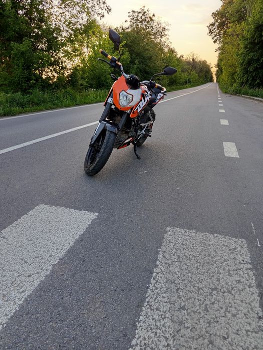 Продам мотоцикл КТМ Дюк 125