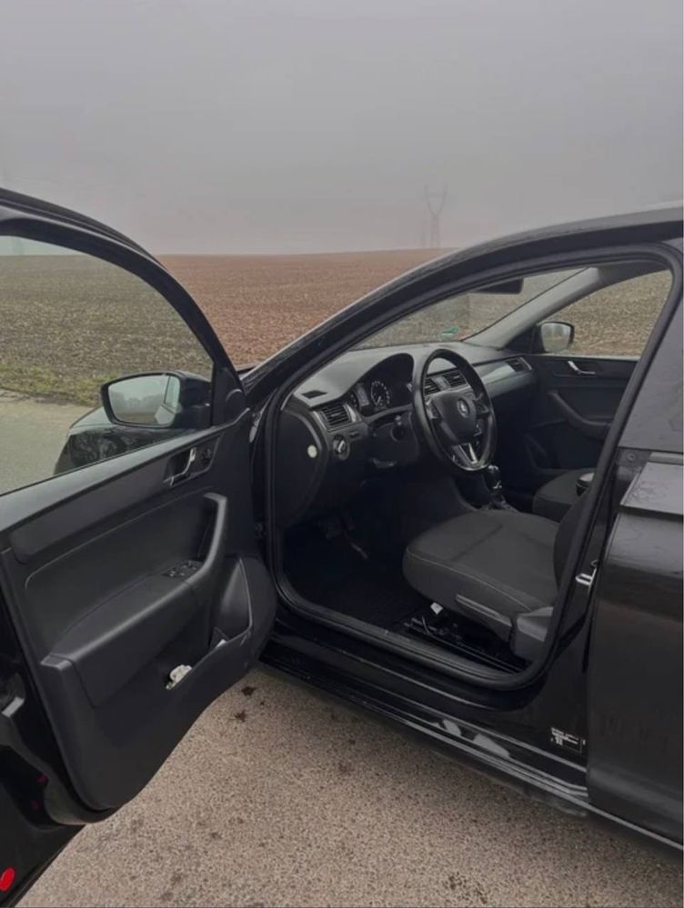 Skoda Rapid 2014 rok 1.6tdi automat