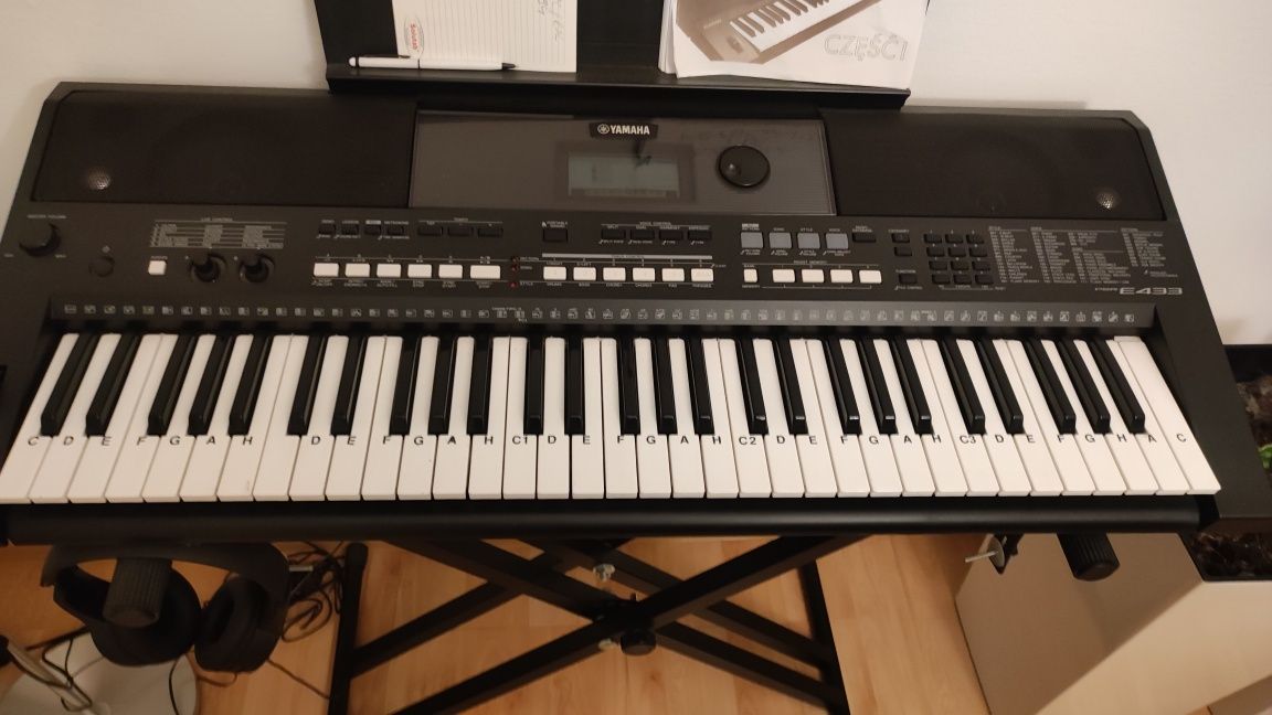 Keyboard Yamaha Psr e 433