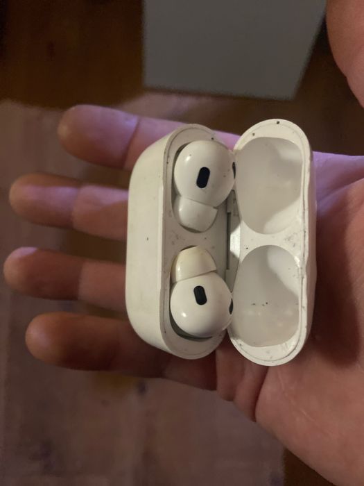 AirPods Pro apple