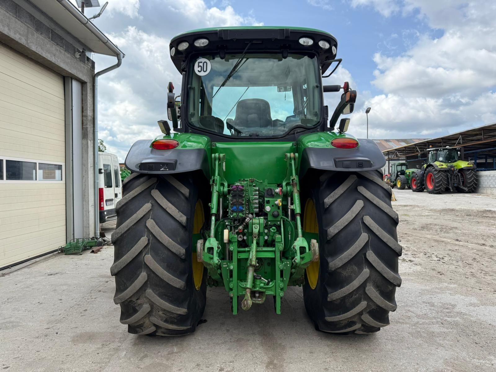 John deere  7230