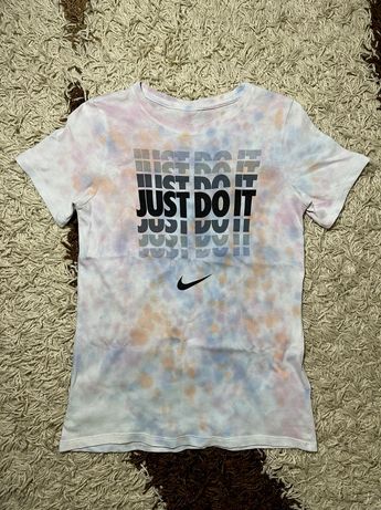 Подростковая футболочка Nike Just Do It, размер M