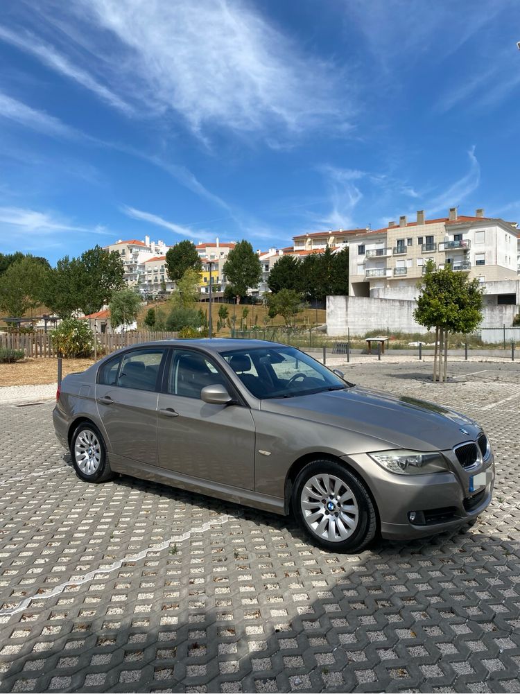 Bmw 318d E90 (pintura nova)