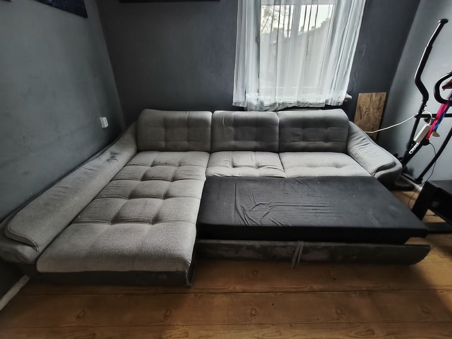 Oddam duży narożnik