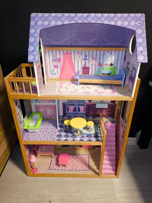 Domek drewniany dla lalek Barbie i innych kidkraft