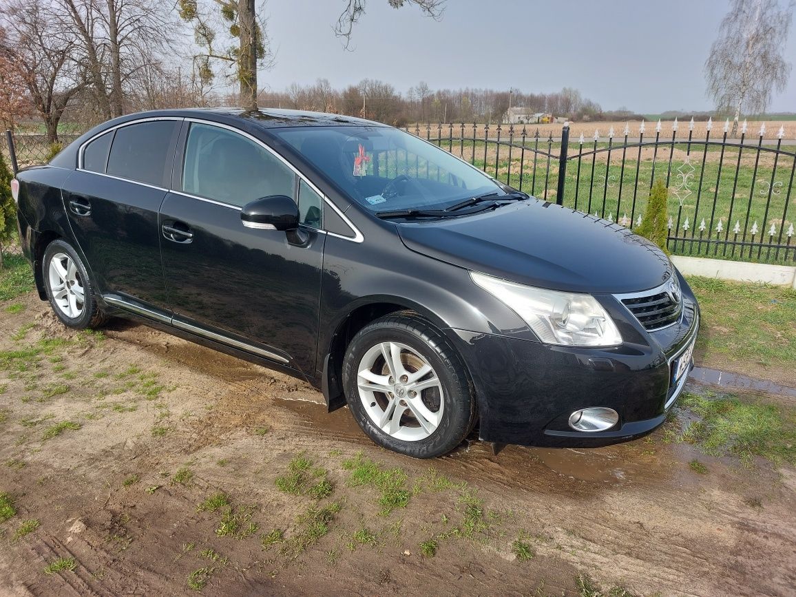 Toyota Avensis 2008r.