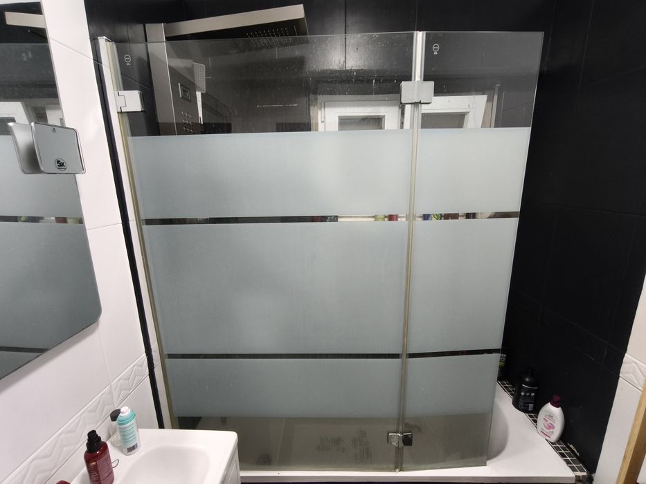 Resguardo Banheira em Vidro Serigrafado