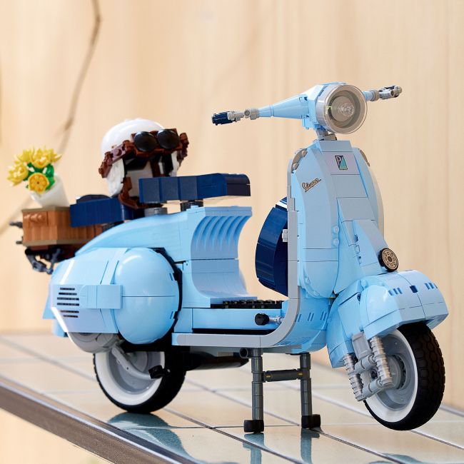 ‼️В КОРОБЦІ‼️ Конструктор Icons – Vespa 125 1/1 з LEGO