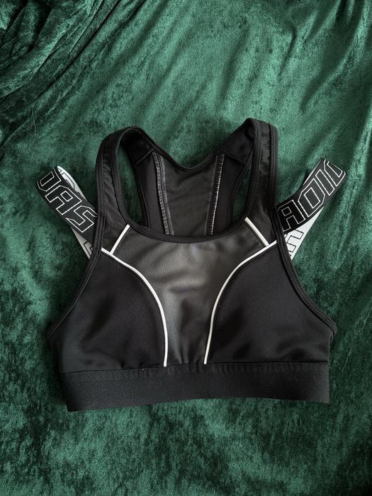 Чорний спортивний топ Adidas