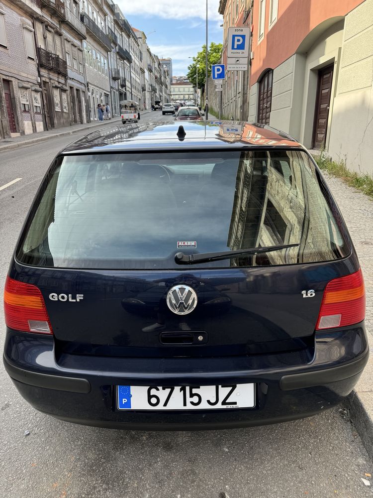 Golf IV 1.6 azul muito bom estado