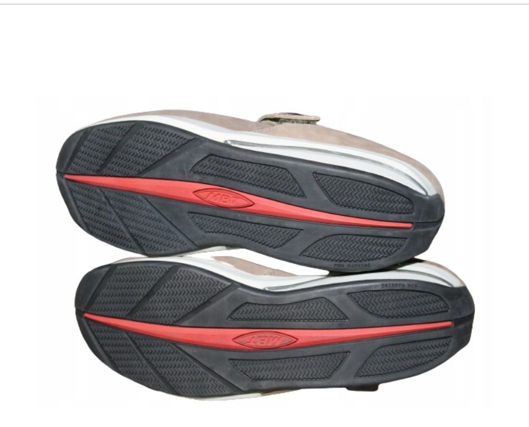 Buty korygujące postawę