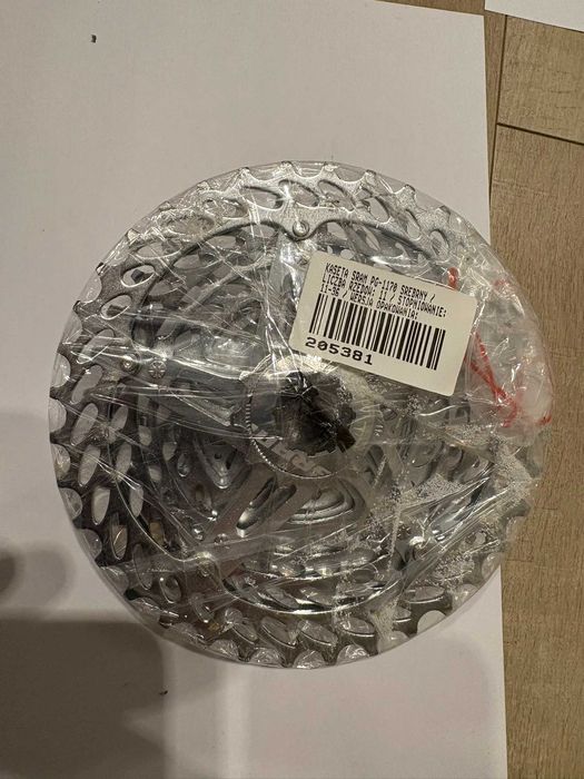 Shimano GRX Di2 korba, blaty aero , przerzutki przód i tył, kasety