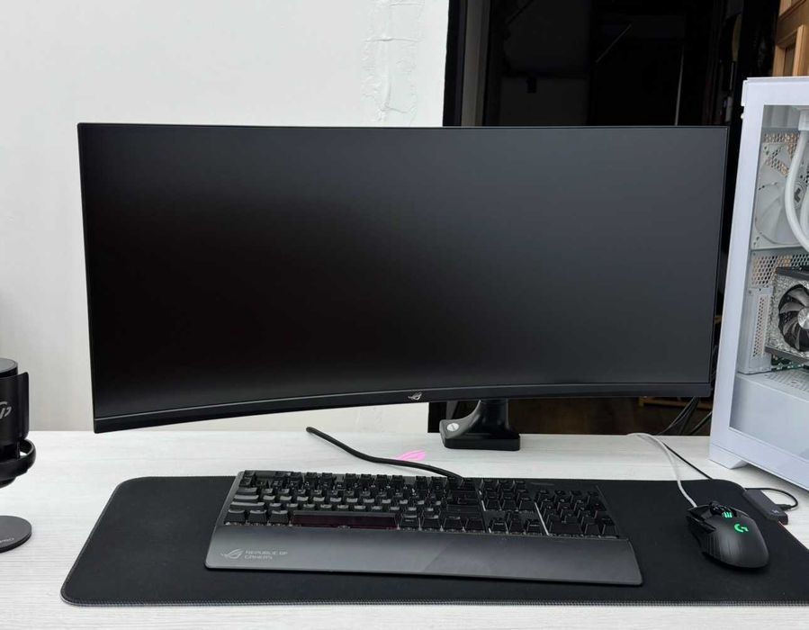 Монитор Asus ROG Strix XG349C 34" IPS UWQHD 3440 x 1440 180 Гц 1мс GTG