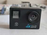 Экшн камера 4К с множеством вариантов креплений и аквабоксом.