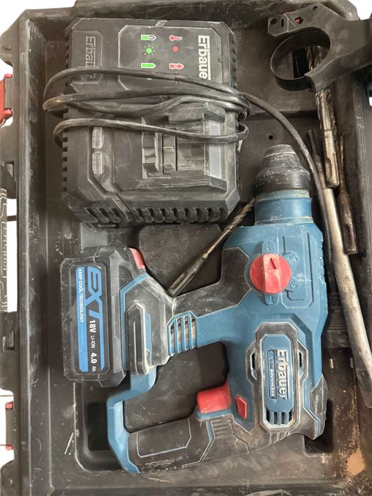 Młotowiertarka Akumulatorowa Erbauer ERH18 2J SDS PLUS + AKU 4AH /NMP6