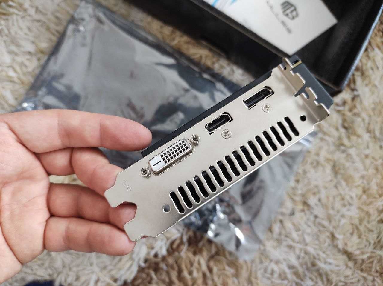 Игровая видеокарта 8GB GDDR5 AMD Radeon RX-580 256bit PCI-E НОВАЯ