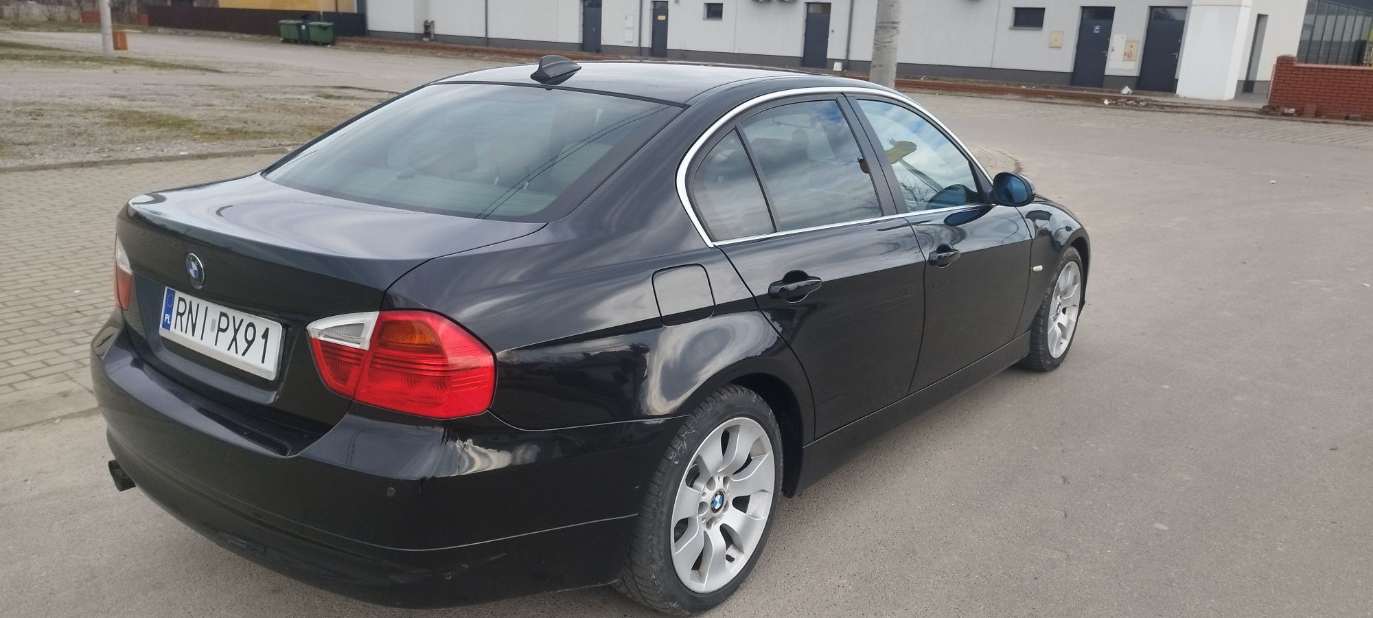 BMW E90 325i Automat