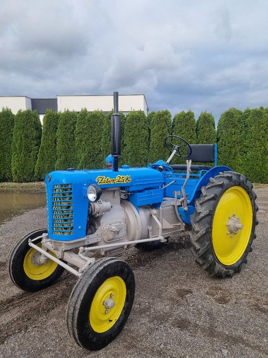 Traktor Zetor K25