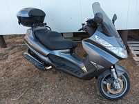 Scooter Piaggio X8