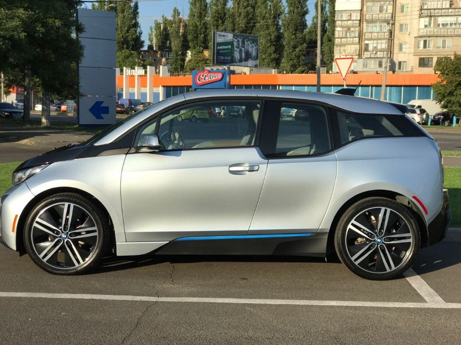 Bmw I3 REX гибрид бензин Giga 2015 Электромобиль